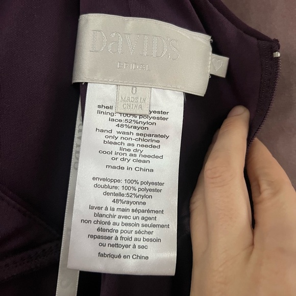 David’s Bridal Plum Lace Capped Sleeves Bridesmaid Maci Dress Size 0 - Picture 5 of 6